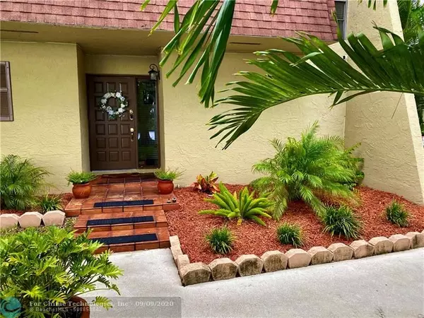 Pembroke Pines, FL 33024,8980 Palm Tree Ln  #8980