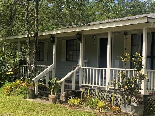 Labelle, FL 33935,1391 Charolais RD S