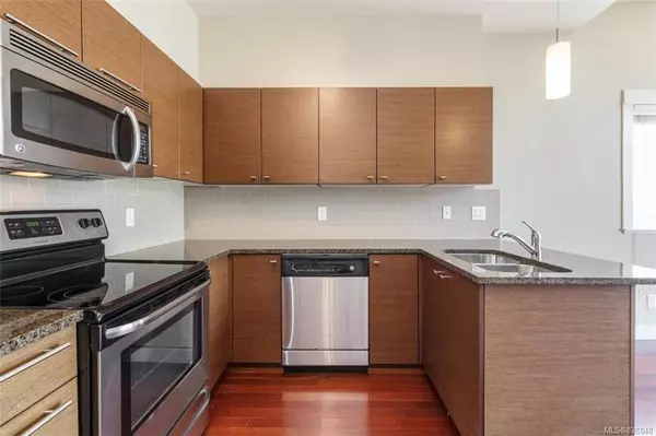 Esquimalt, BC V9A 3P5,1315 Esquimalt Rd #321