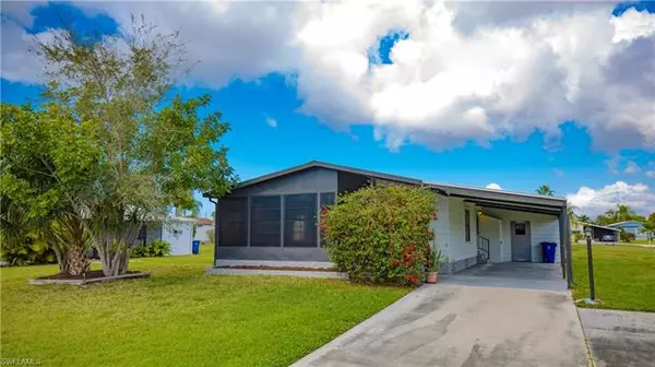 26277 Squire LN, Bonita Springs, FL 34135