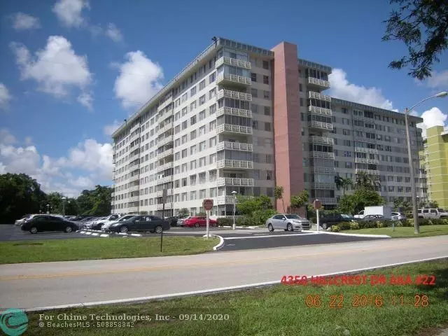 4350 Hillcrest Dr  #418, Hollywood, FL 33021