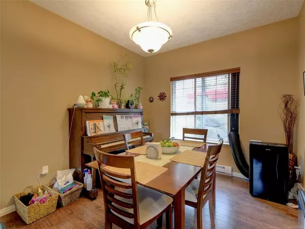 Langford, BC V9C 0B4,939 Kinglet Pl