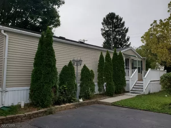 433 KENBURY RD #433, Branchburg Twp., NJ 08876