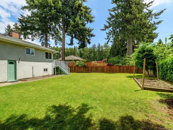 Colwood, BC V9C 1K3,525 Ridley Dr