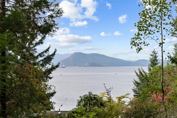 North Saanich, BC V8L 5S2,568 Birch Rd