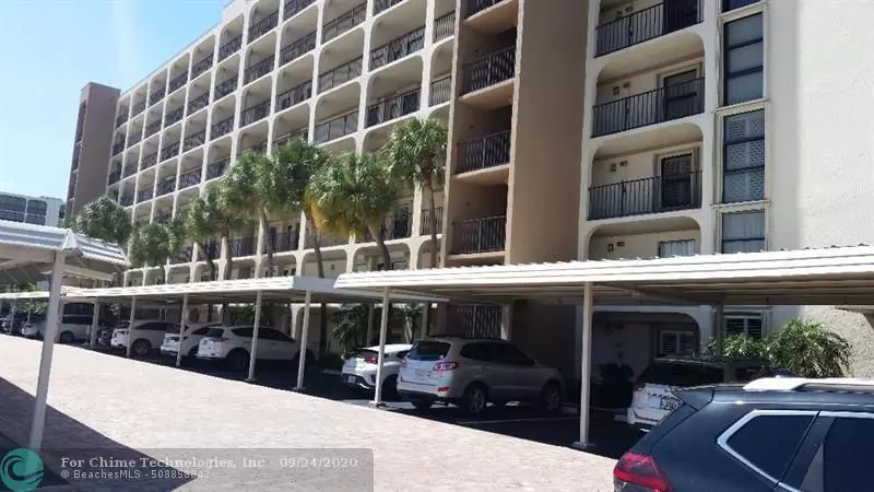 1631 Riverview Rd  #204, Deerfield Beach, FL 33441