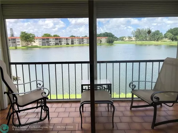 Pembroke Pines, FL 33025,9423 S Hollybrook Lake Dr  #12-203