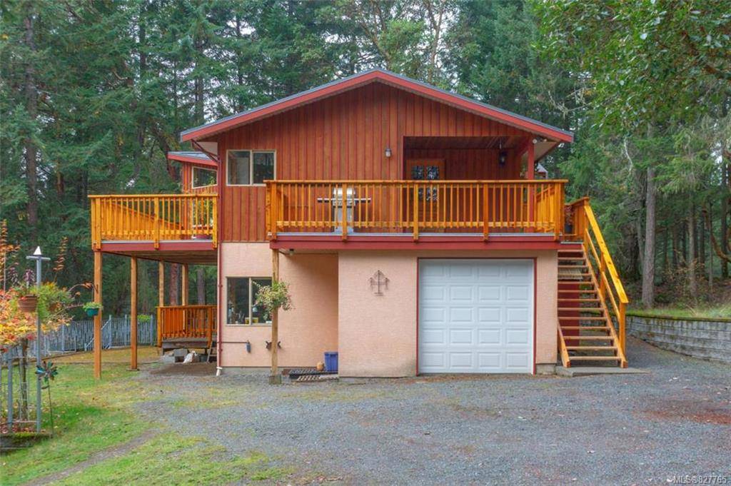 Highlands, BC V9B 6G9,536 Lone Tree Pl