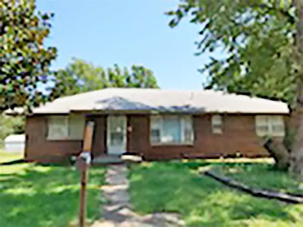 116 N 7th Street, Mcloud, OK 74851