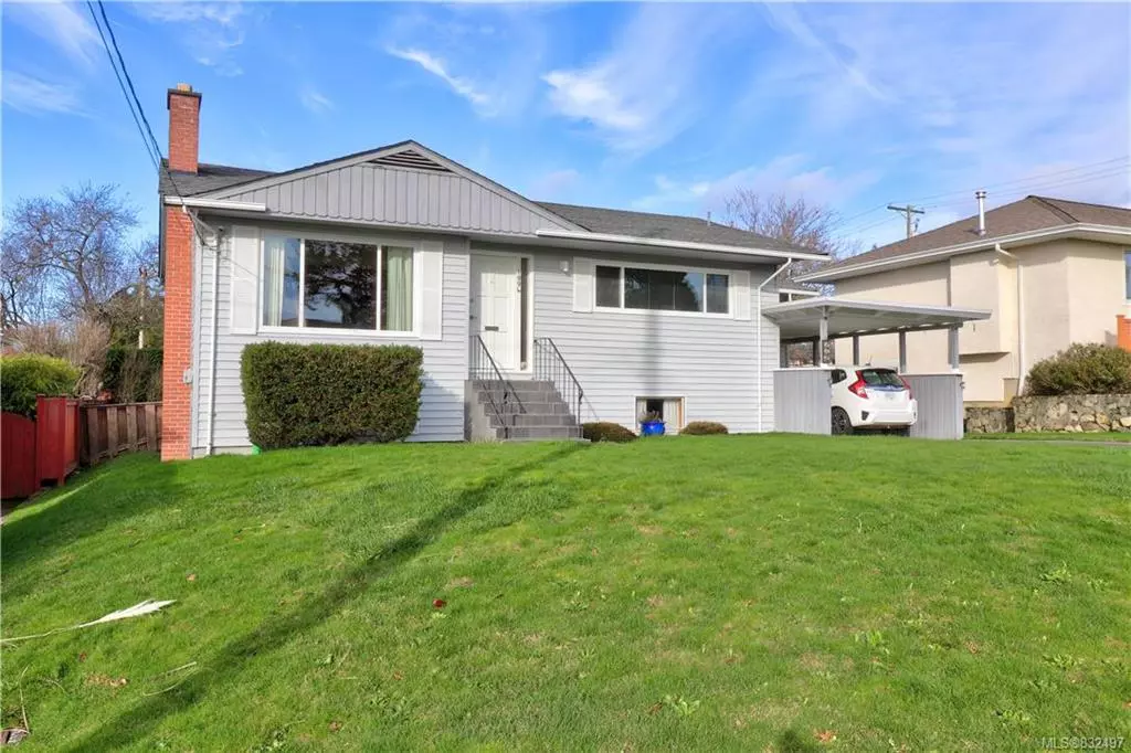 Saanich, BC V8X 3K5,1094 Londonderry Rd