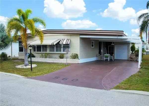 560 Hogan DR, North Fort Myers, FL 33903