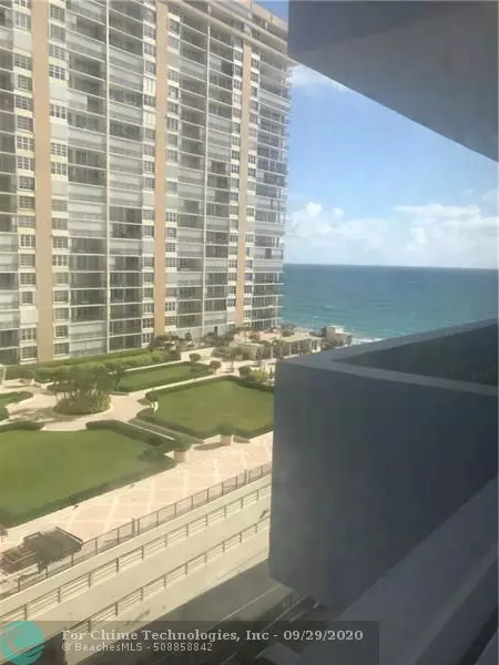 Fort Lauderdale, FL 33308,4250 Galt Ocean Dr  #8C