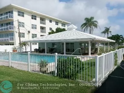 Lighthouse Point, FL 33064,2758 NE 30th Ave  #2B