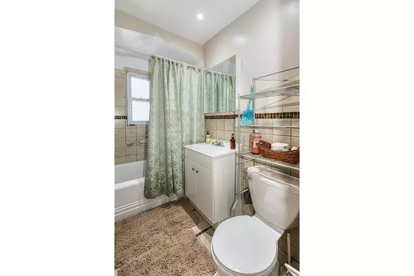 Brooklyn, NY 11236,270 East 86 ST