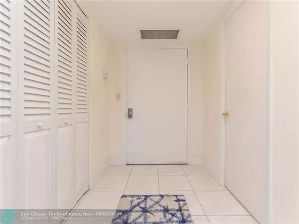 Fort Lauderdale, FL 33316,2100 S Ocean Ln  #810