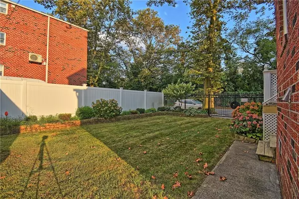 Brooklyn, NY 11235,2755 East 26 ST