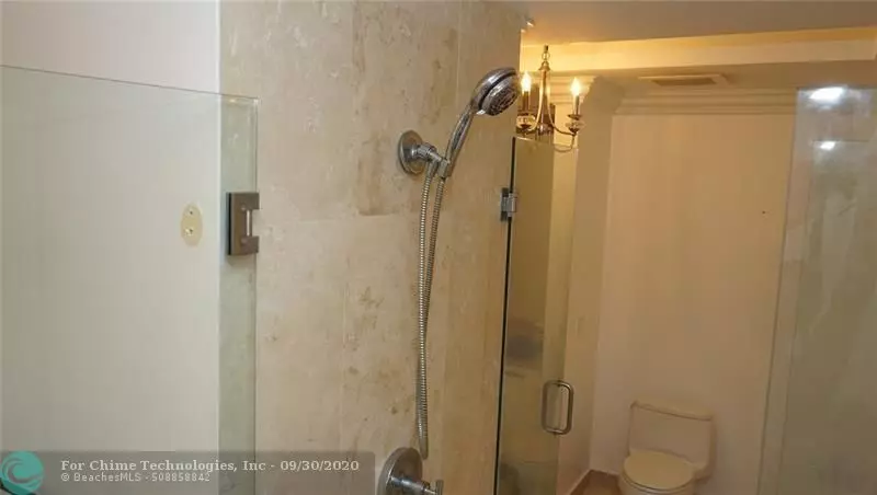 704 N Ocean Blvd  #901, Pompano Beach, FL 33062