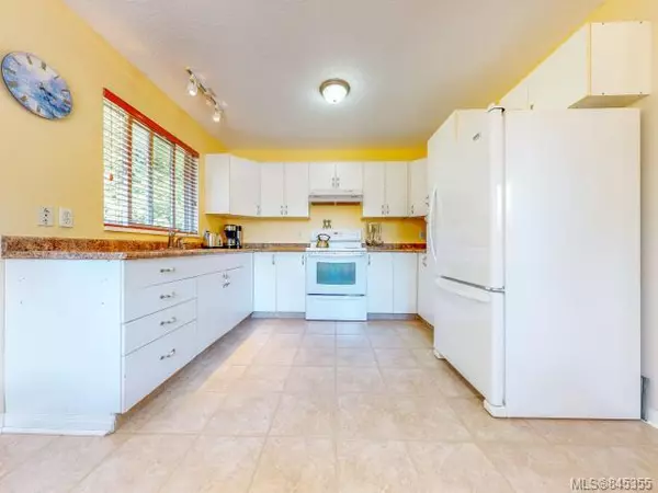 Sooke, BC V9Z 0K7,2271 Corby Ridge Rd