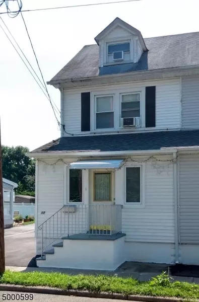 Pompton Lakes Boro, NJ 07442,17 WALNUT ST