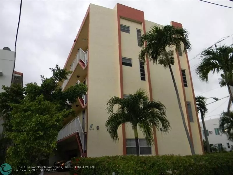 Miami Beach, FL 33141,7646 Abbott Avenue  #3