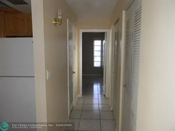 Miami Beach, FL 33141,7646 Abbott Avenue  #3