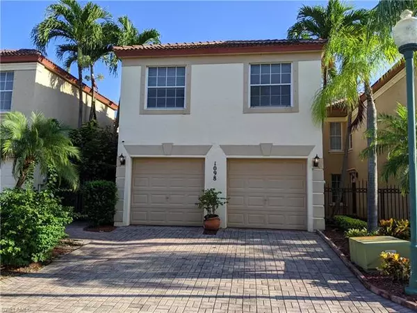 1098 Via Jardin, Riviera Beach, FL 33418