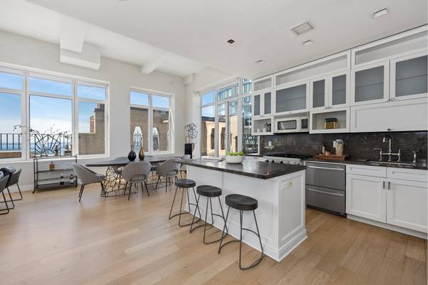 88 Greenwich Street #PH2, New York, NY 10006