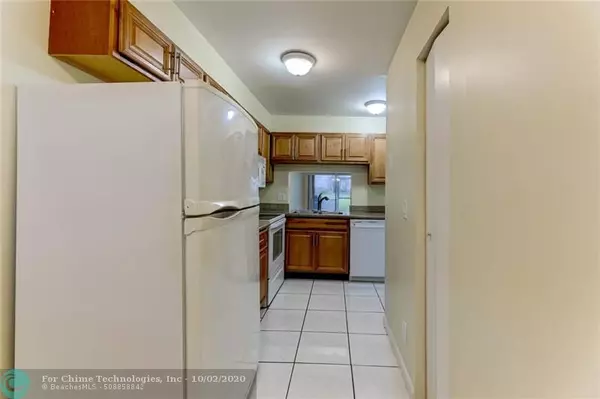 Tamarac, FL 33321,7355 Woodmont Ter  #106