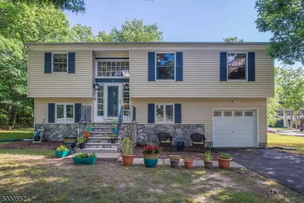 5 BARON RD, West Milford Twp., NJ 07480