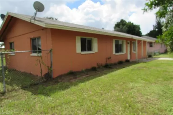 13915 2nd ST, Fort Myers, FL 33905