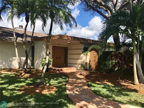 8301 SW 184th Ter, Cutler Bay, FL 33157