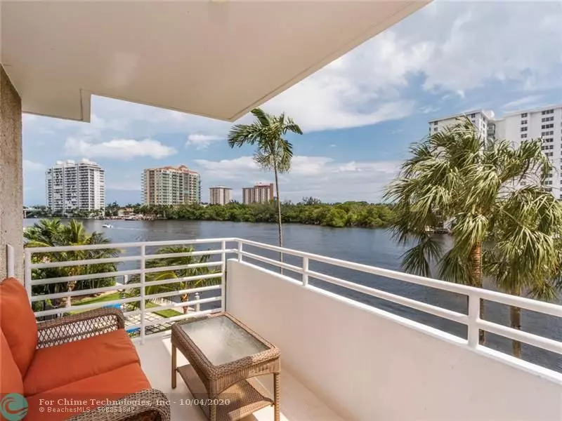 Fort Lauderdale, FL 33304,888 Intracoastal Dr  #3-C