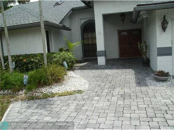 7325 NW 83rd Ave,  Tamarac,  FL 33321