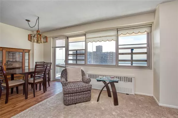 Brooklyn, NY 11224,448 Neptune AVE #20R