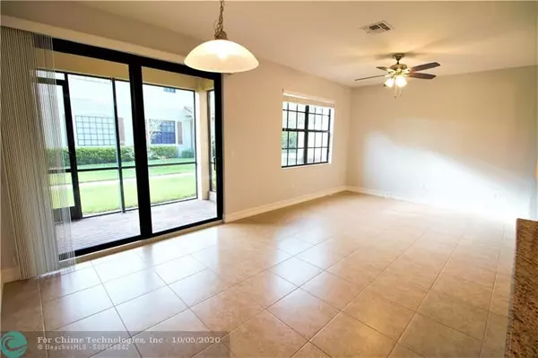 Plantation, FL 33325,117 Riverwalk Cir