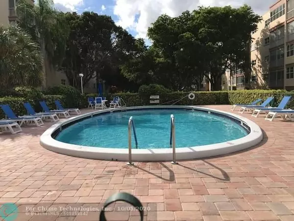 Plantation, FL 33317,6751 Cypress Rd  #104