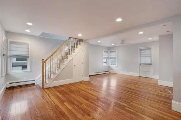 Far Rockaway, NY 11694,164 Beach 122 ST #3B