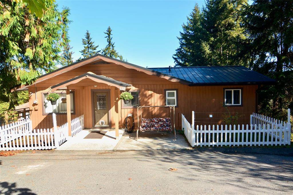 Salt Spring, BC V8K 1K1,138 Woodland Dr