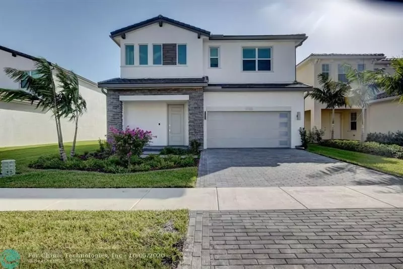 4745 Saddle Ranch Rd, Lake Worth, FL 33467