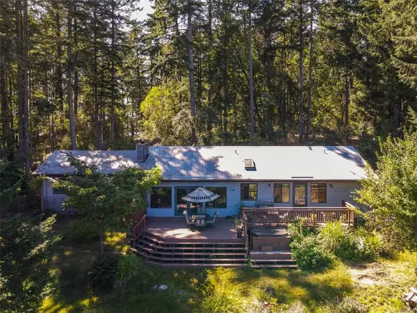Salt Spring, BC V8K 1E5,136 Suneagle Dr