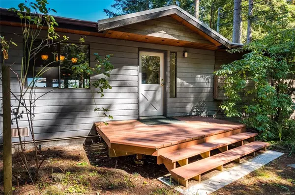 Salt Spring, BC V8K 1E5,136 Suneagle Dr