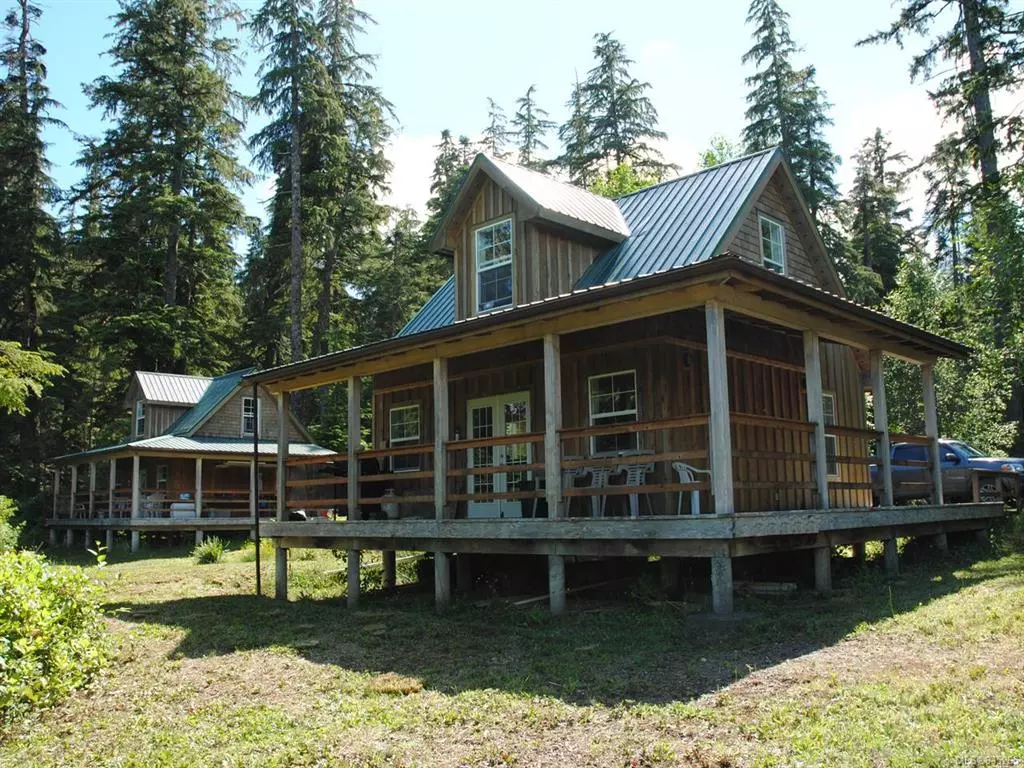 Winter Harbour, BC V0N 3L0,232 Croft St