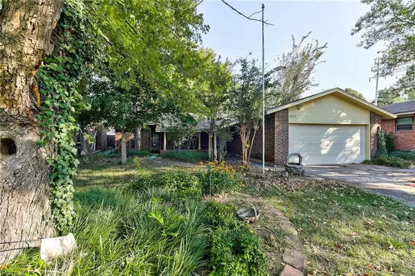 405 Greenwood Drive, Yukon, OK 73099