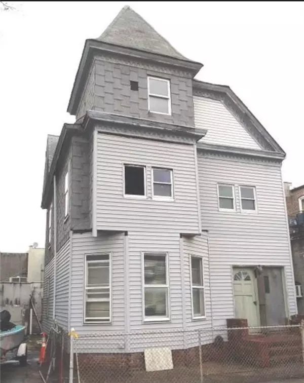 473 77 ST, Brooklyn, NY 11209