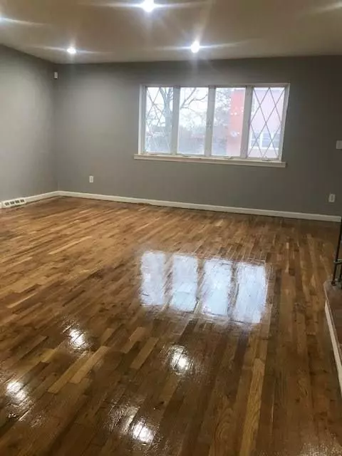 Brooklyn, NY 11236,557 East 82 ST