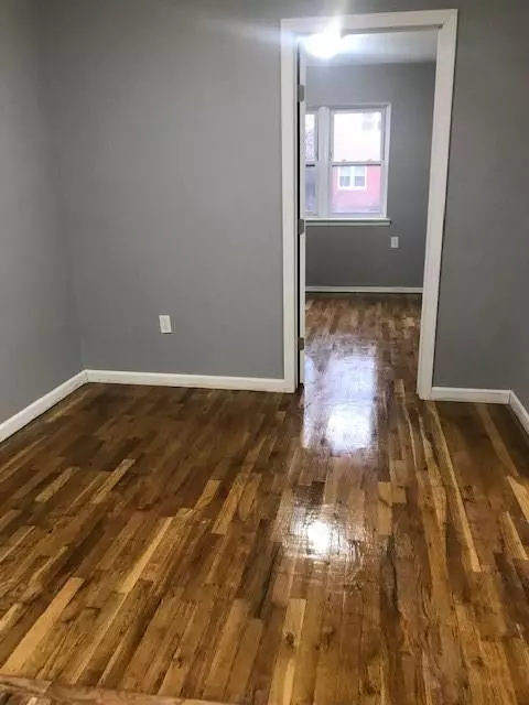 Brooklyn, NY 11236,557 East 82 ST