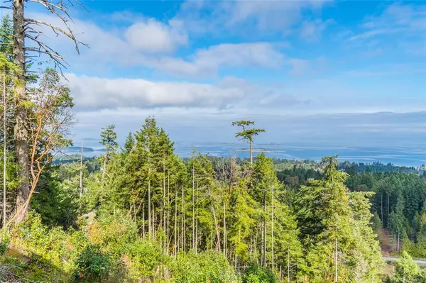 Lantzville, BC V0R 2H0,7416 High Ridge Cres