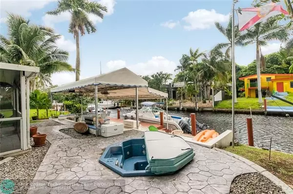 2555 Tortugas Ln, Fort Lauderdale, FL 33312