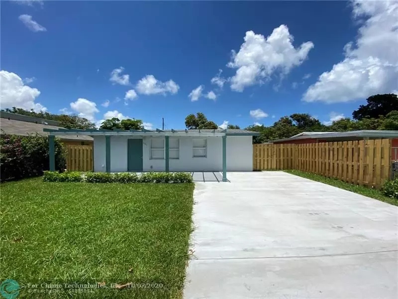 261 Jeffery St, Boca Raton, FL 33487