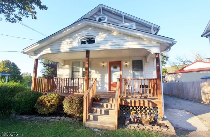 7 PLANE ST, Stanhope Boro, NJ 07874